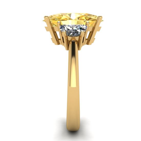 사이드 하프 문 화이트 다이아몬드가 있는 타원형 옐로우 다이아몬드 링 옐로우 골드,  이미지 확대 3