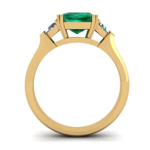 삼각형 사이드 다이아몬드 옐로우 골드가 있는 3캐럿 에메랄드 반지 - 사진 1