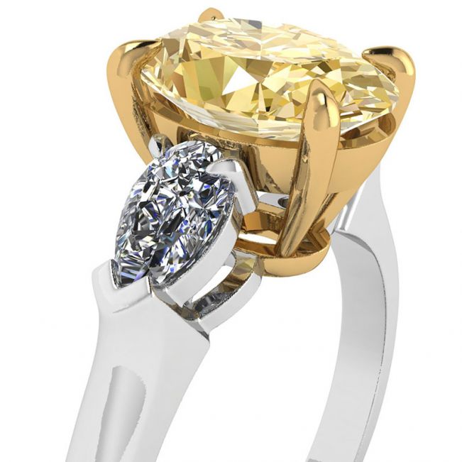 사이드 페어 화이트 다이아몬드 링이 있는 타원형 옐로우 다이아몬드 - 사진 1